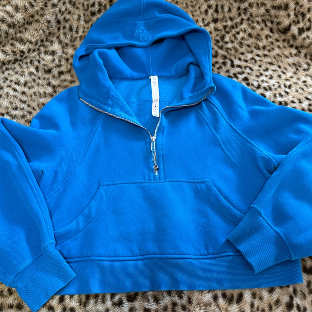 Lululemon Scuba